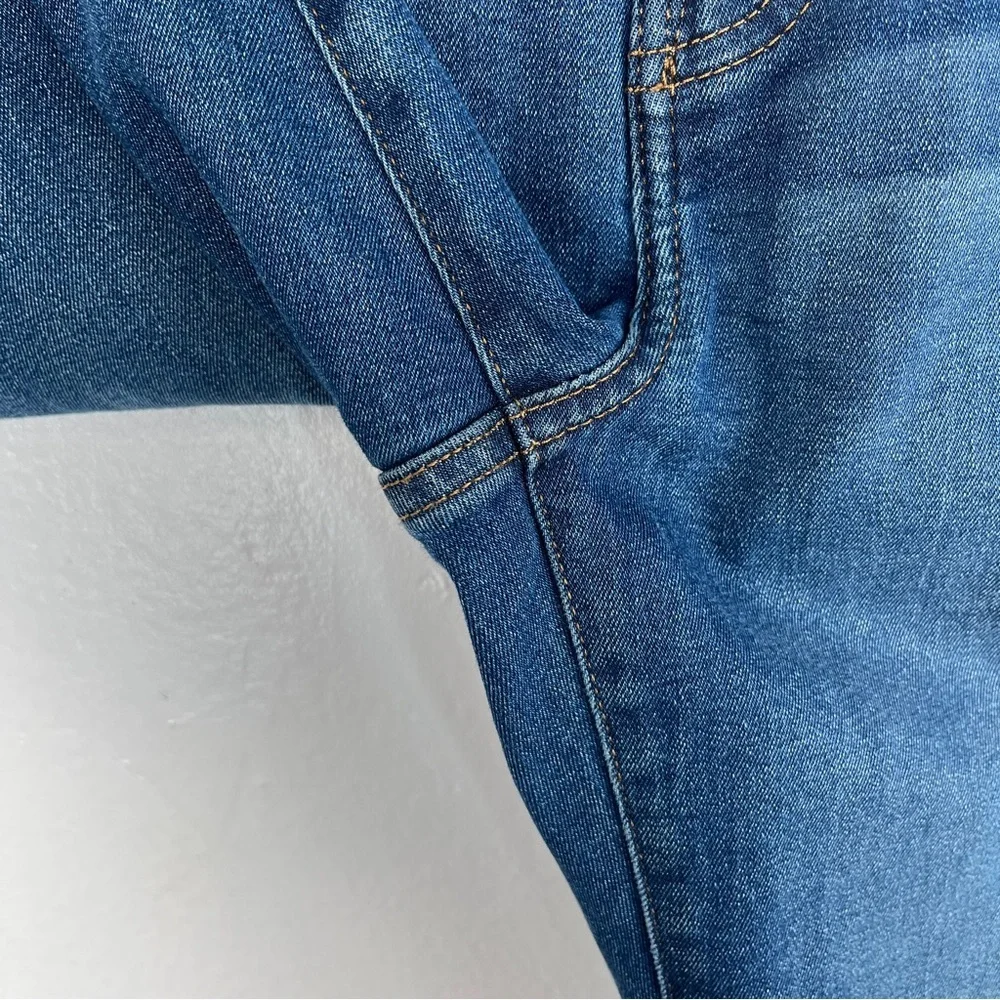 Everlane Vintage Skinny Jean - Picture 6 of 10